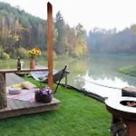 Glamp Sunnymoon خيمة فخمة Sudomer (Mlada Boleslav)