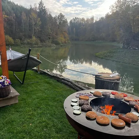 Luxusní stan Glamp Sunnymoon *